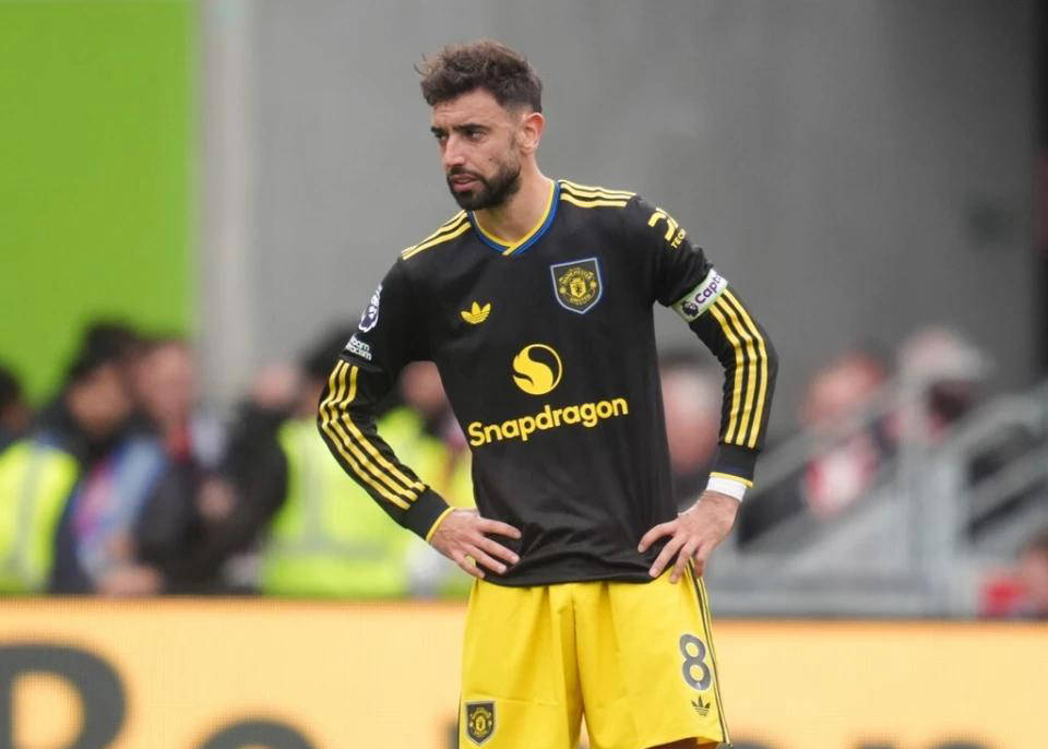 西蒙, 消息人士透